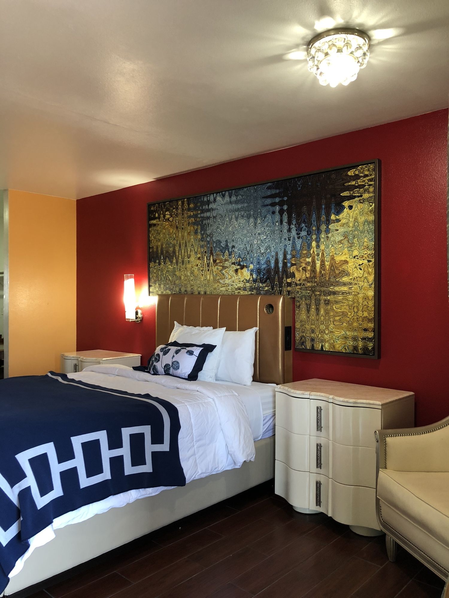 Фото Crown Motel