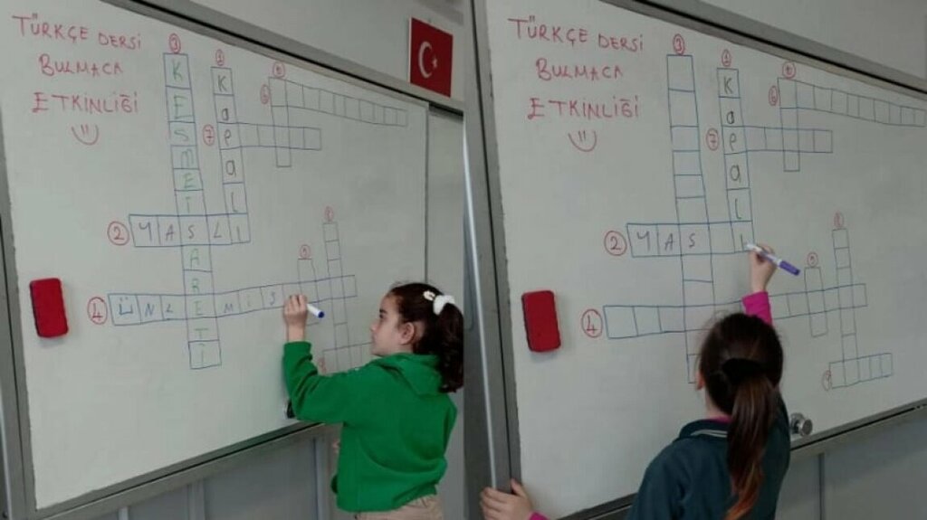 Primary school Halis Kutmangil Primary School, Arnavutkoy, photo