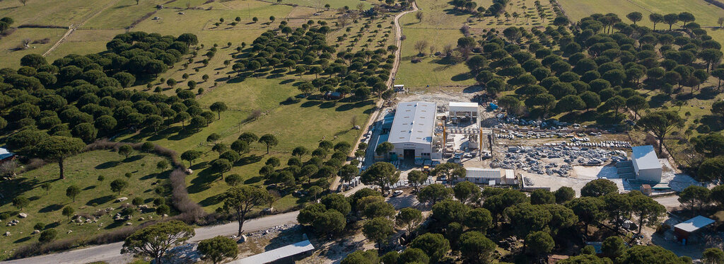 Natural resource extraction Aktas Granite Grain, Bergama, photo