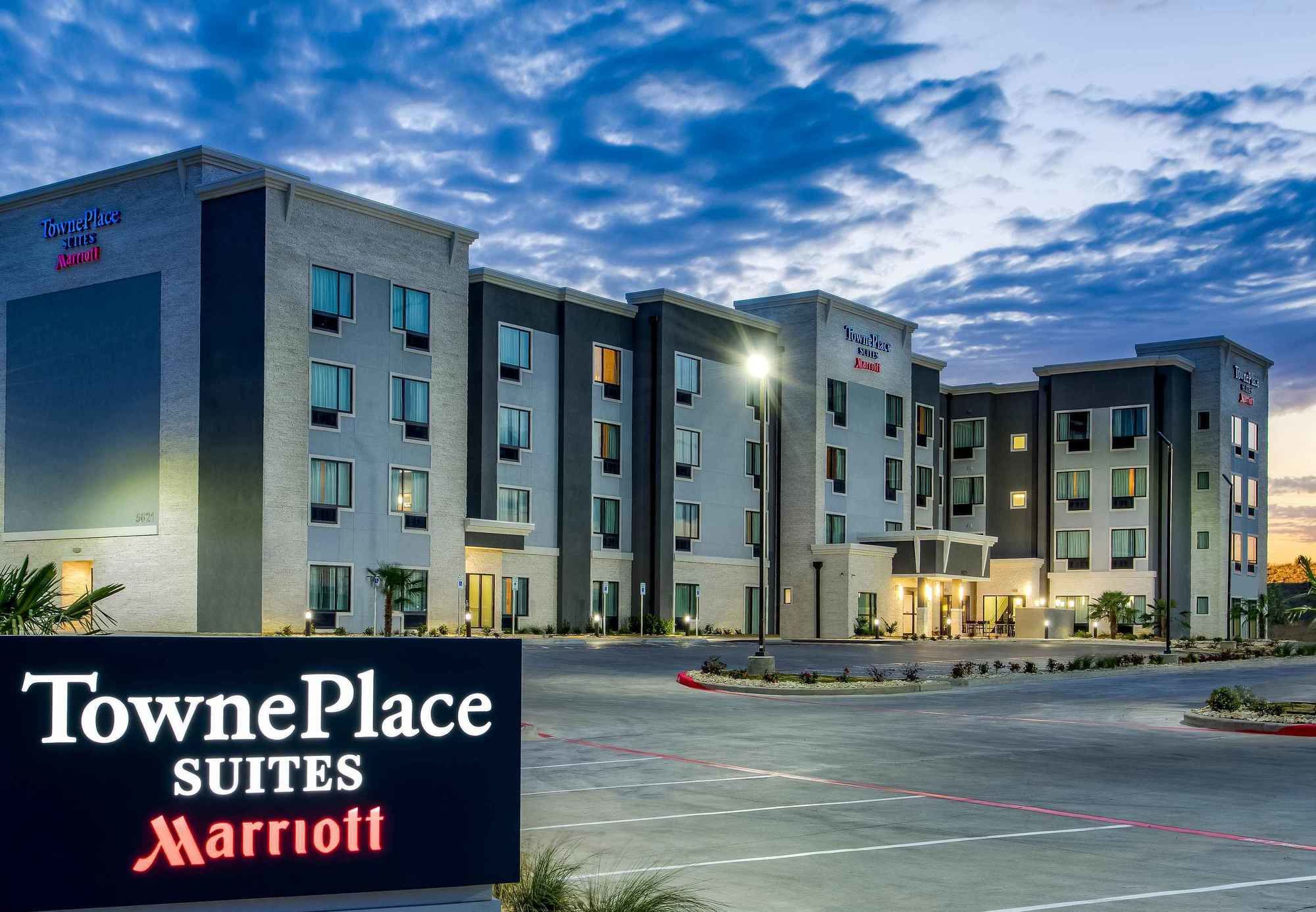 Фото TownePlace Suites by Marriott Waco South