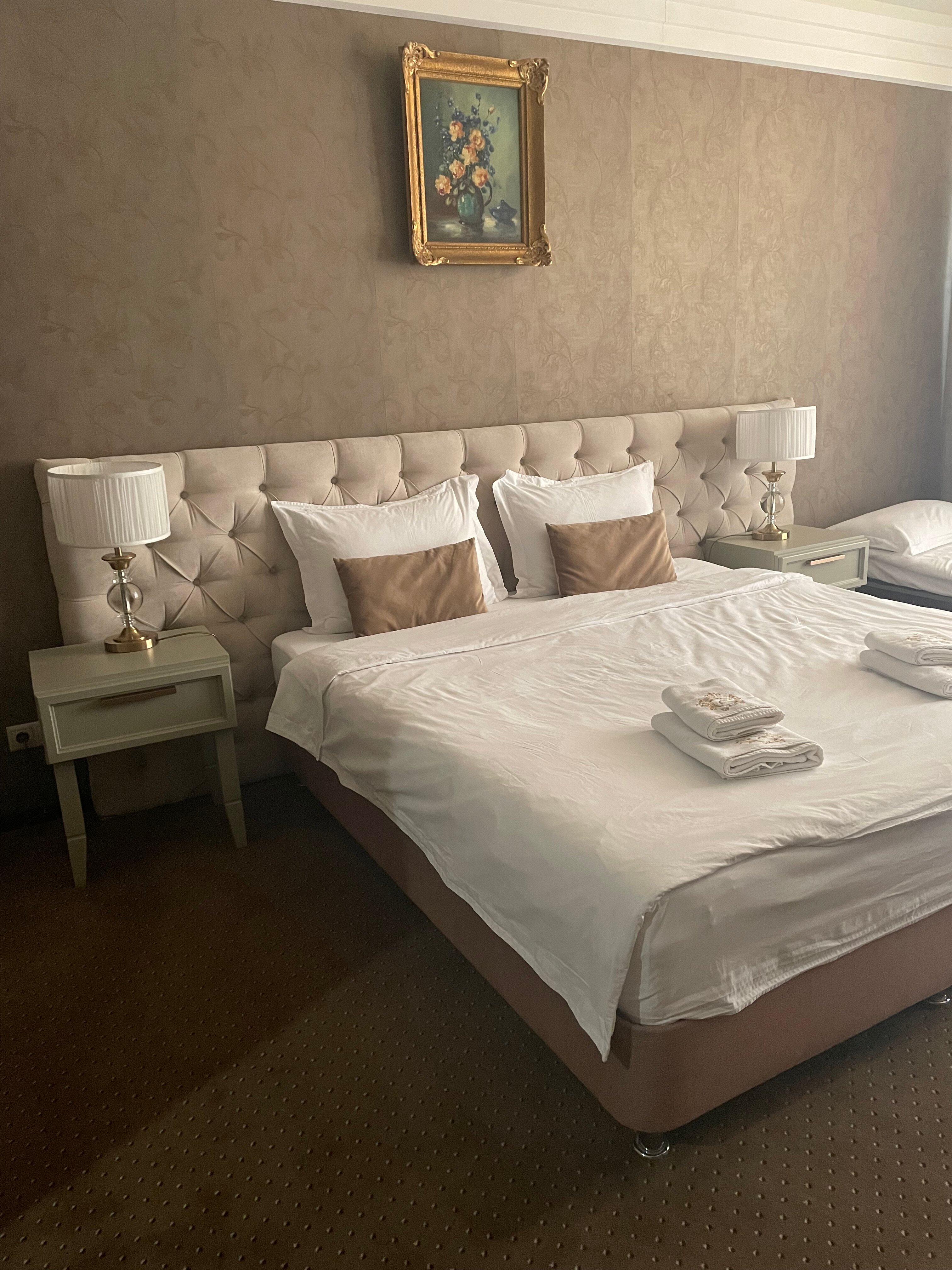 Фото Золотой дельфин