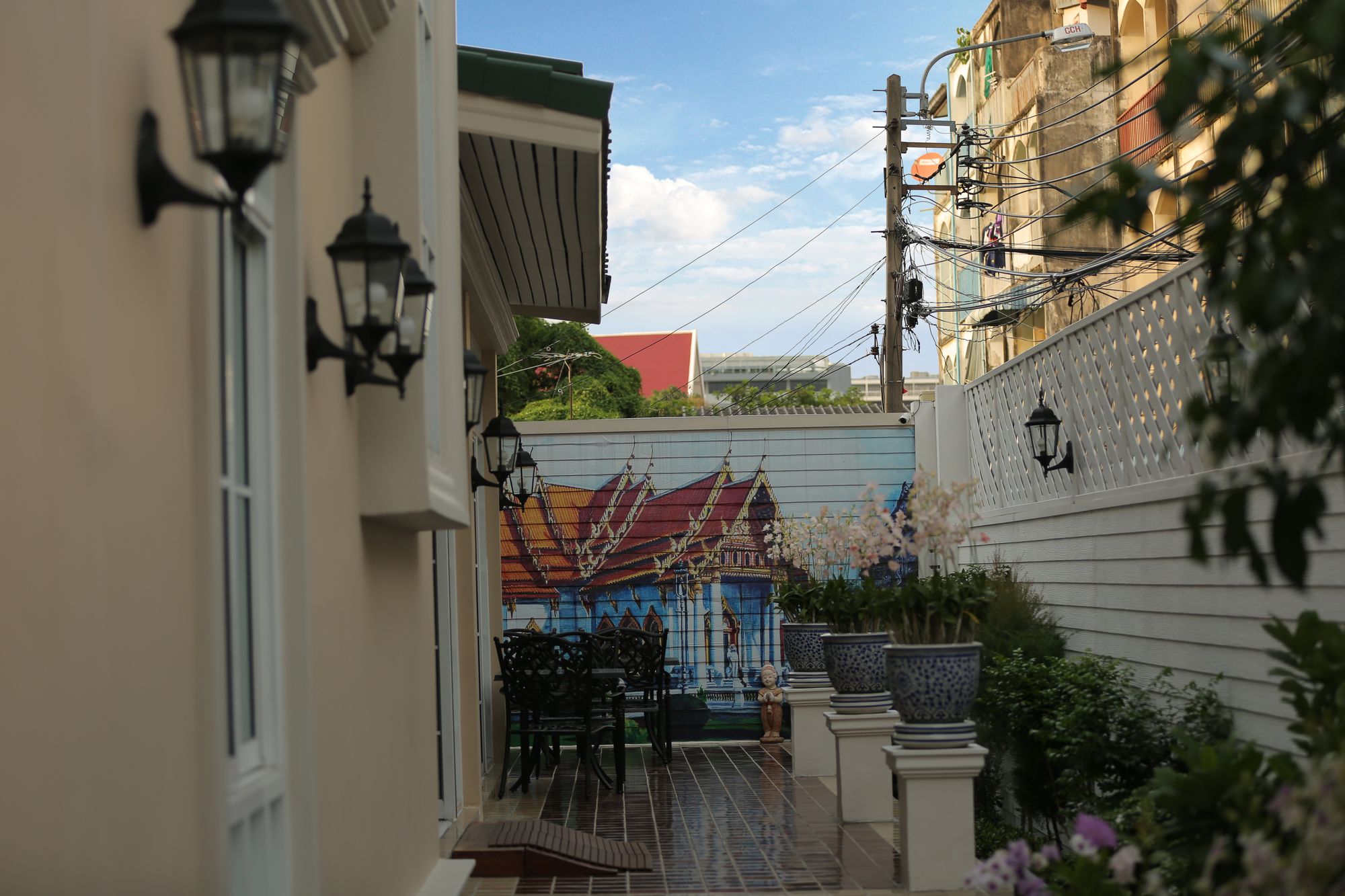 Фото The Orchid House 153