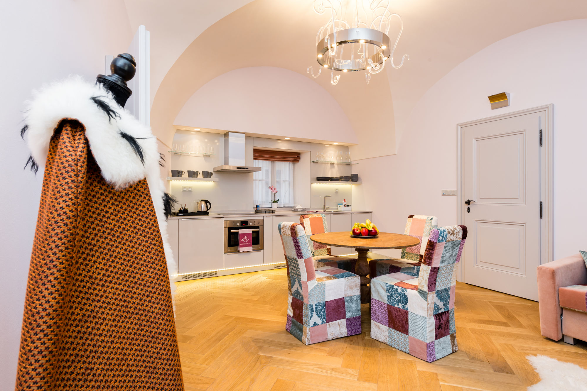 Фото Old Royal Post Hotel