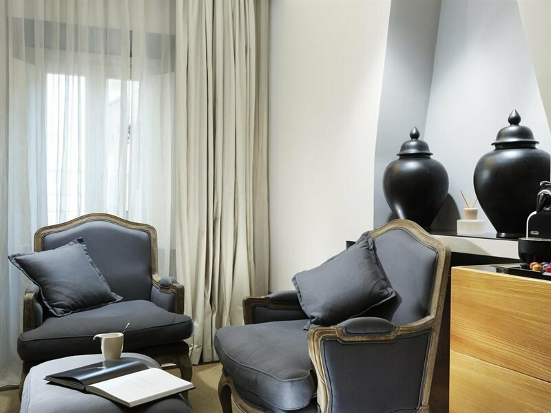 Фото Mario de' Fiori 37 Luxury Suites