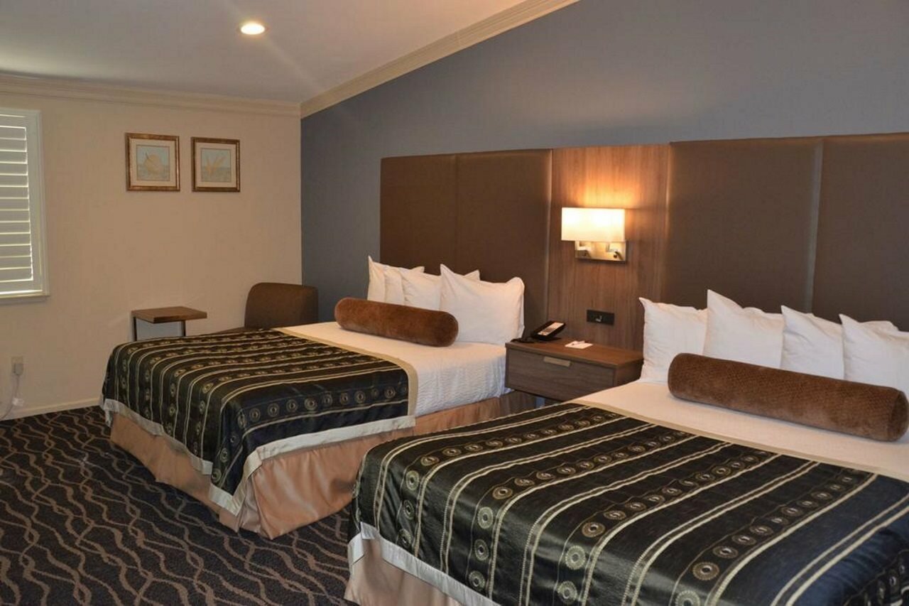 Фото Best Western Plus Hill House