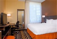 Фото Fairfield Inn & Suites by Marriott Milwaukee Downtown