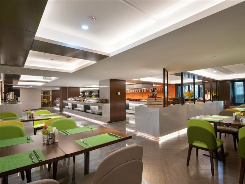 Фото Hampton by Hilton Harbin Zhongyang Street