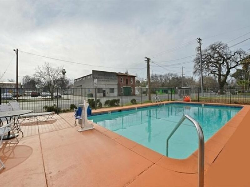 Фото Americas Best Value Inn Chico