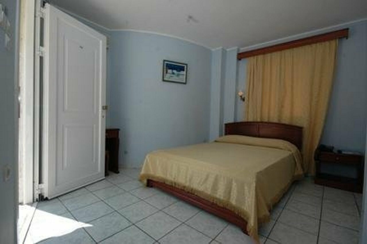 Фото Cecil Hotel