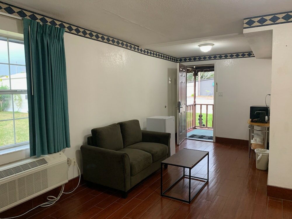 Фото Travelodge by Wyndham Suites St Augustine