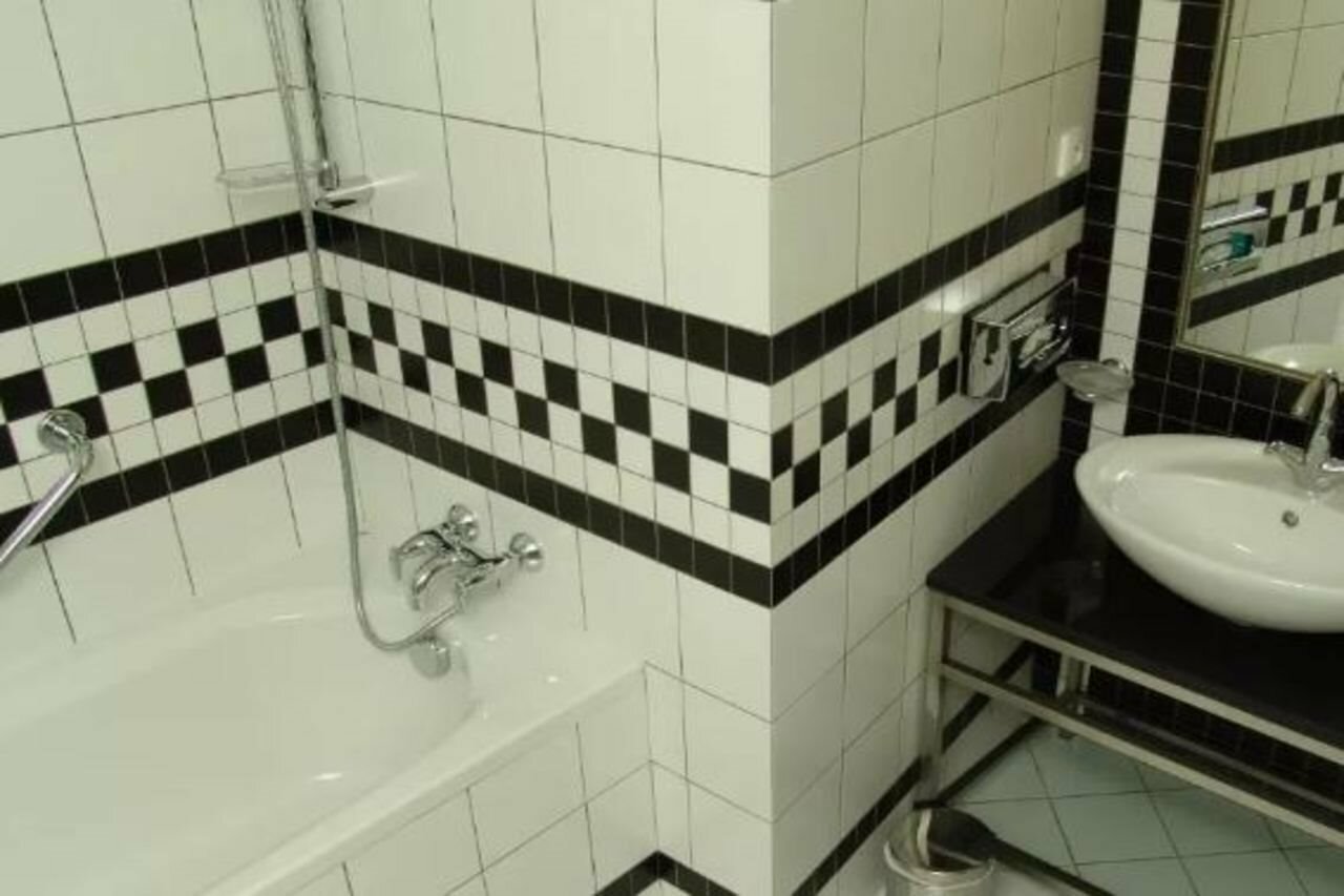 Фото The Golden Wheel