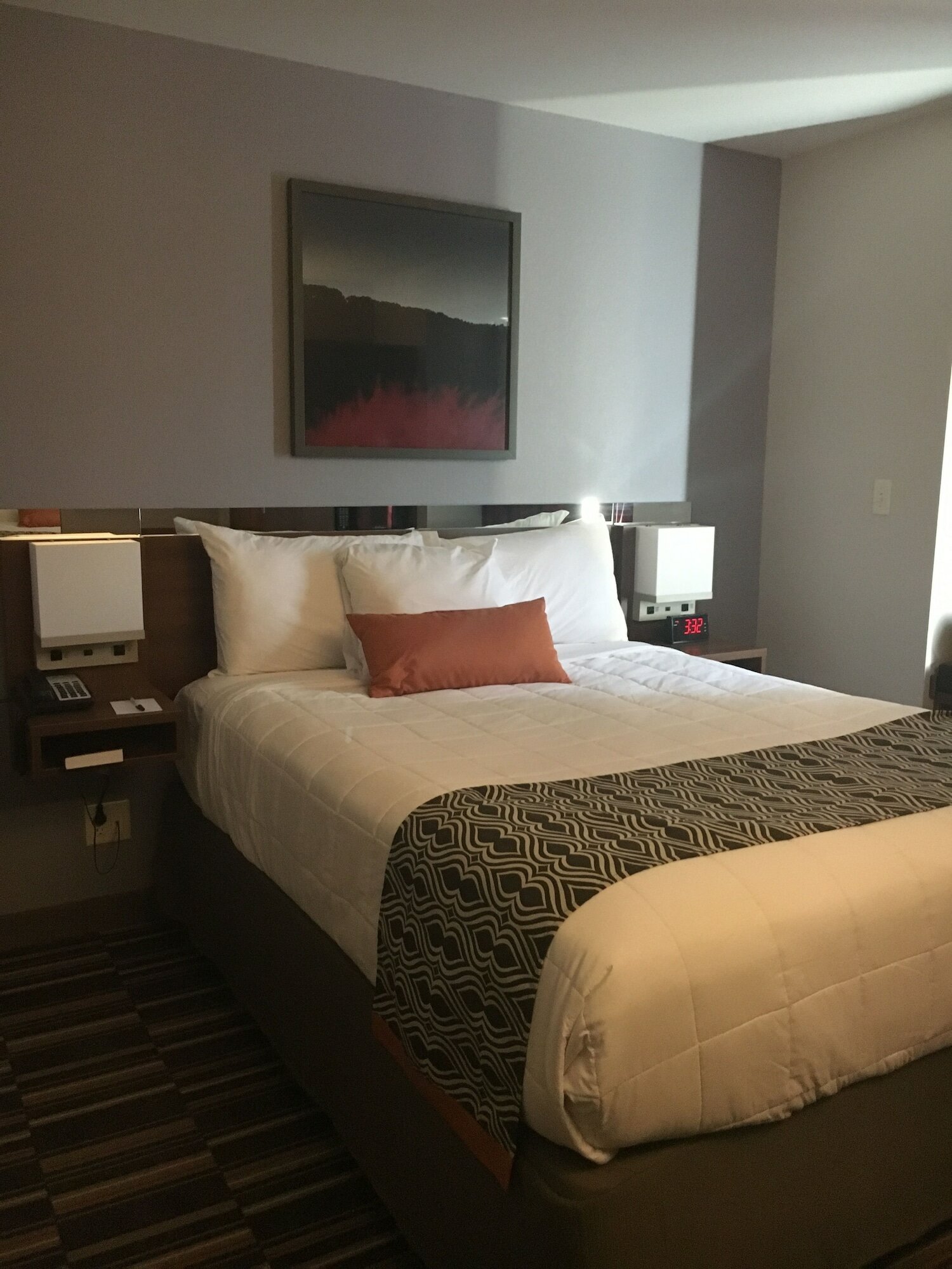 Фото Microtel Inn & Suites by Wyndham Niagara Falls