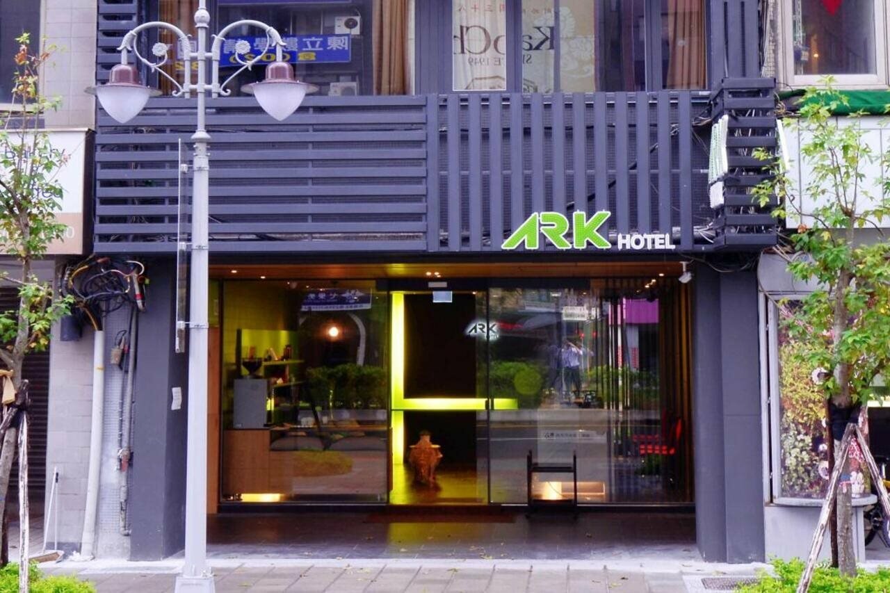 Фото отеля 1