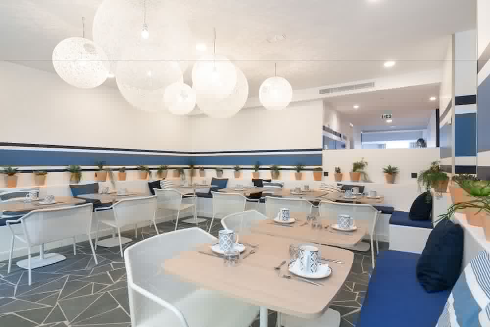 Фото The Deck Hotel by HappyCulture