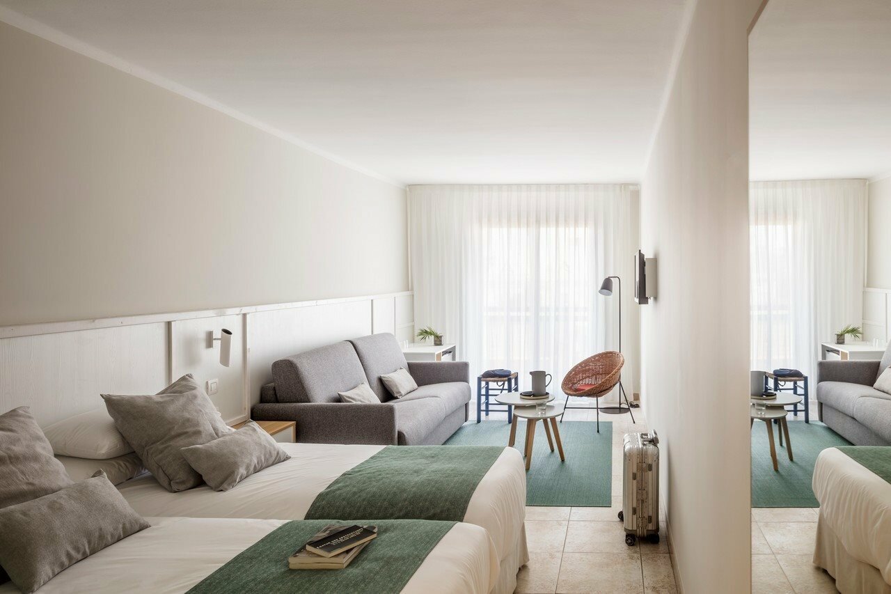 Фото Aqua Hotel Bertran Park