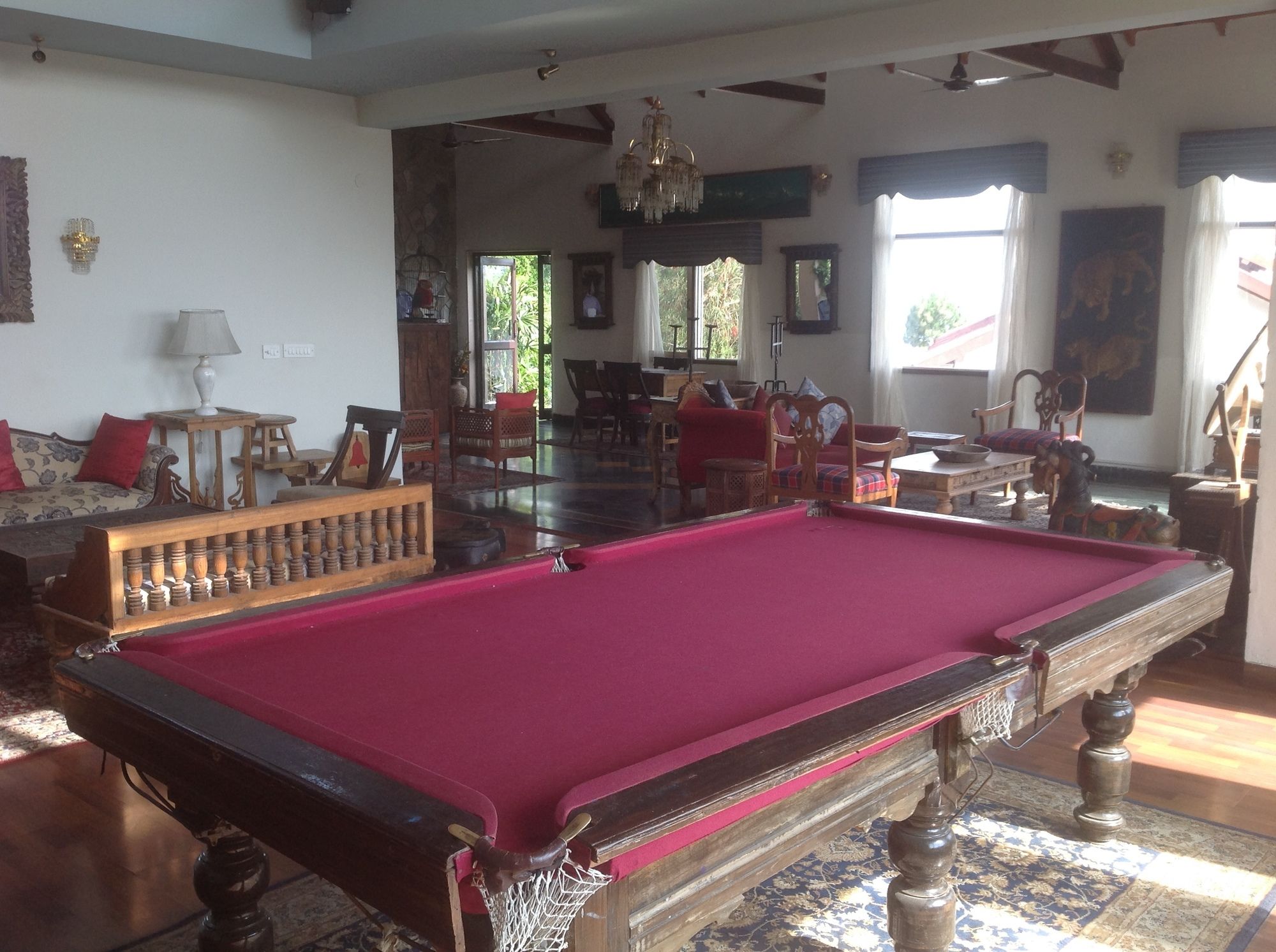 Фото Woodsvilla Resort