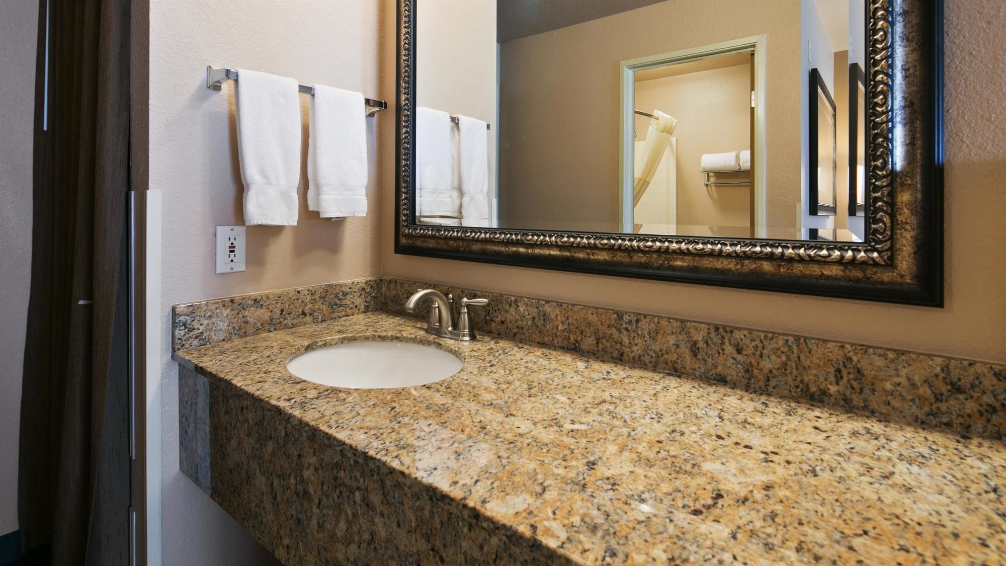 Фото Best Western Plus Yakima Hotel