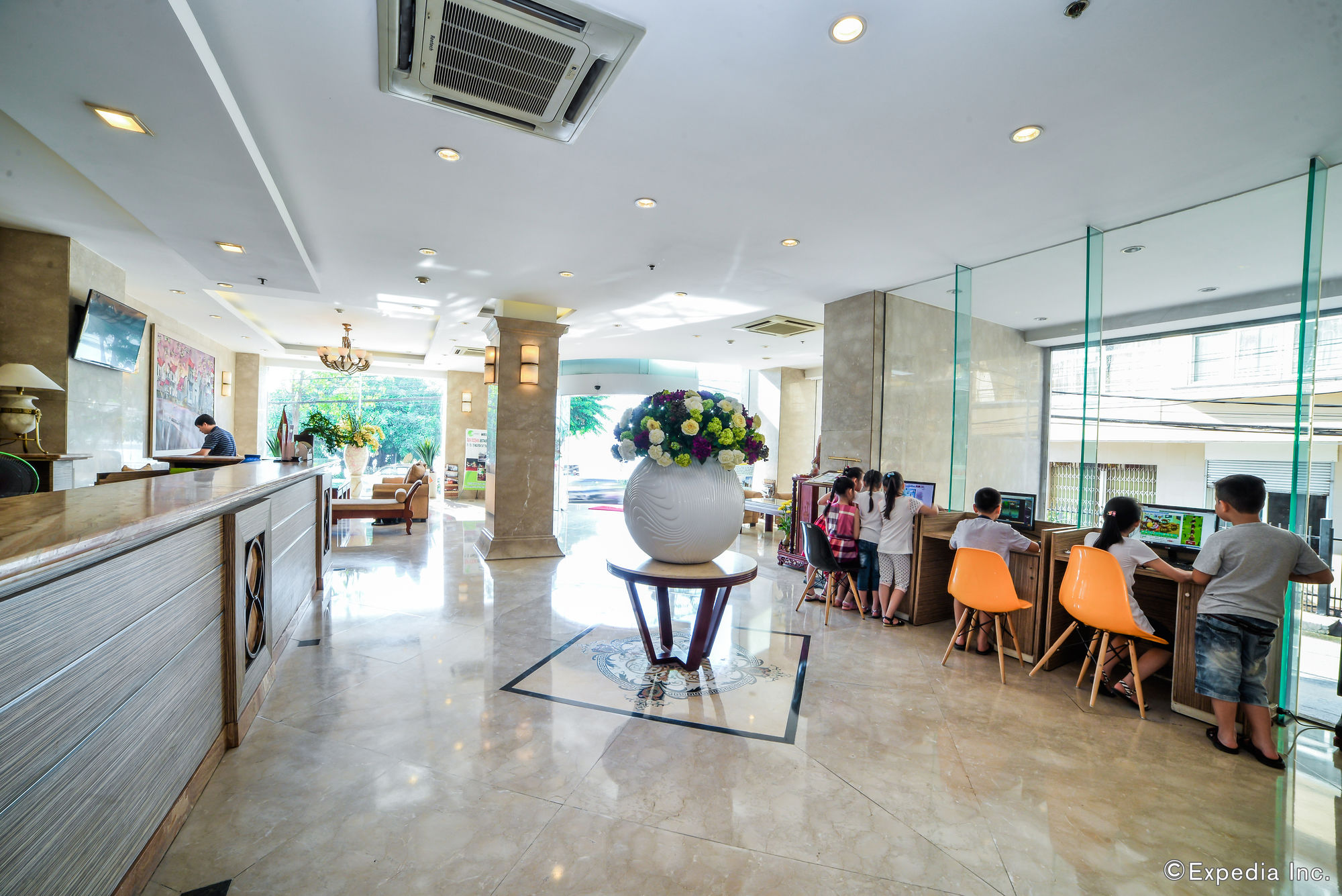 Фото Sun River Hotel