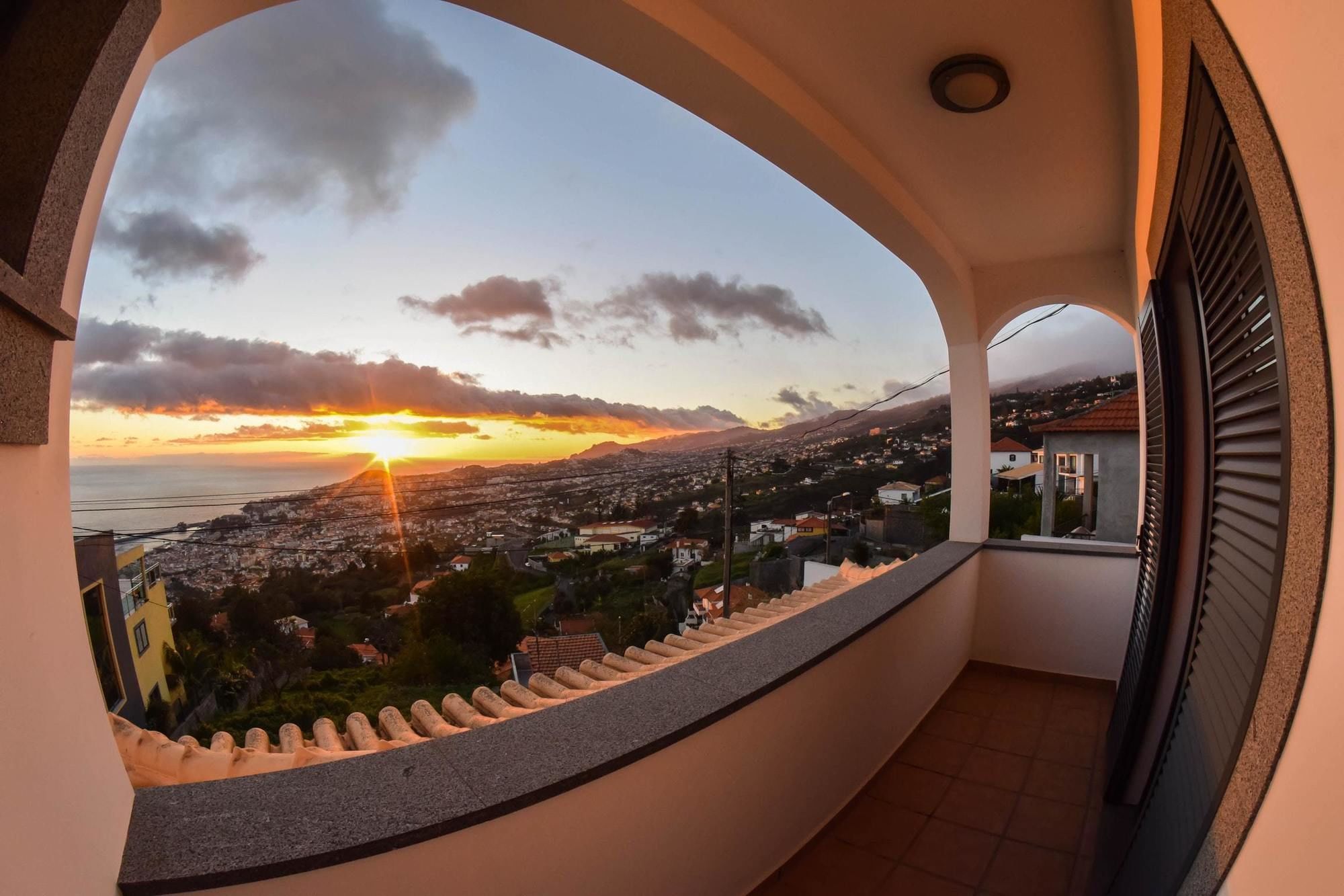 Фото House With 3 Bedrooms in Funchal, With Wonderful sea View, Private Pool, Enclosed Garden Near the Beach