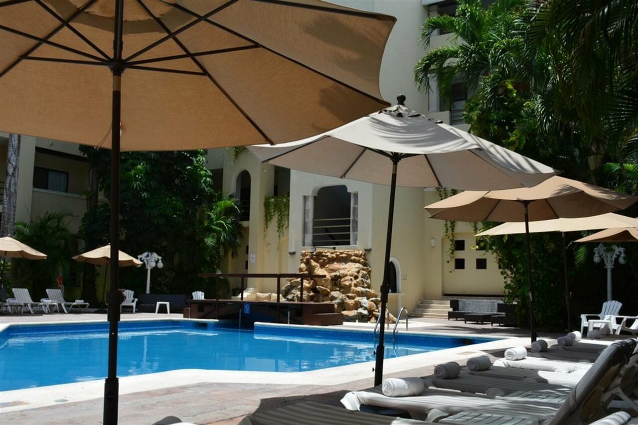 Фото Hotel Adhara Cancún