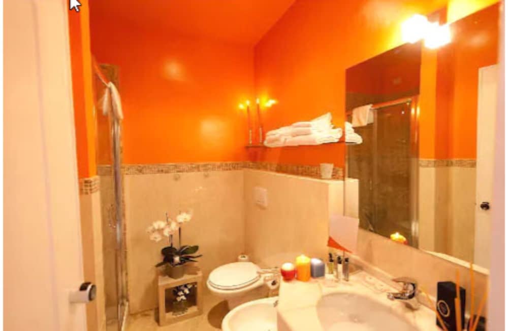 Фото 66 Imperial Inn DeLuxe