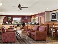 Фото Baymont by Wyndham Golden/Red Rocks