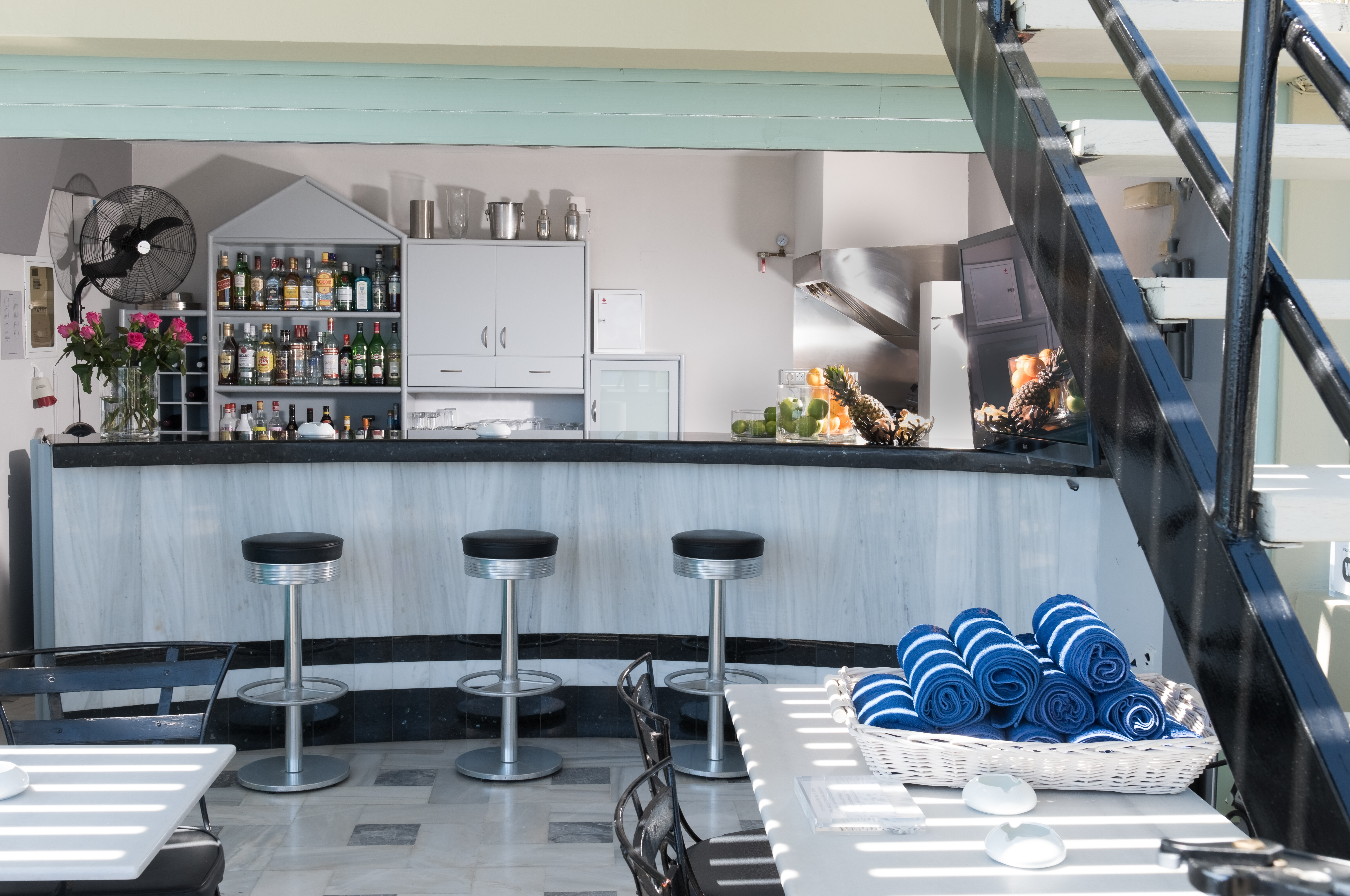 Фото 94345594075