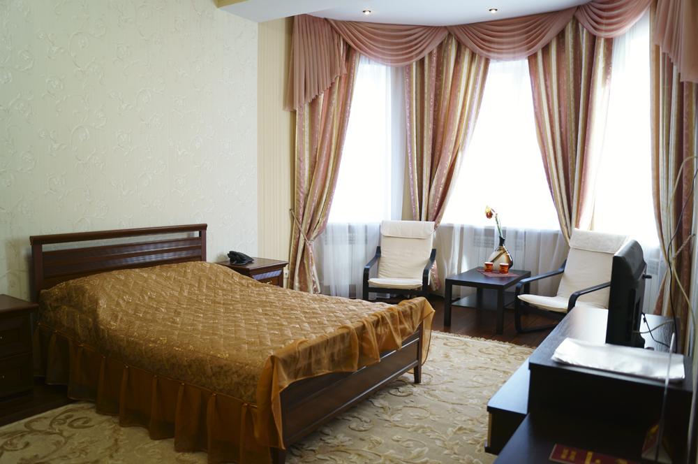 Фото Майский сад