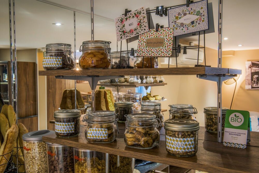 Фото Hôtel Mercure Paris Suresnes Longchamp