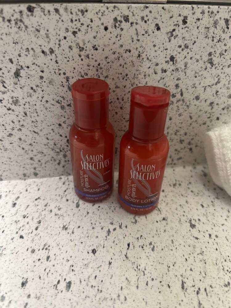 Фото SureStay Hotel by Best Western Wells