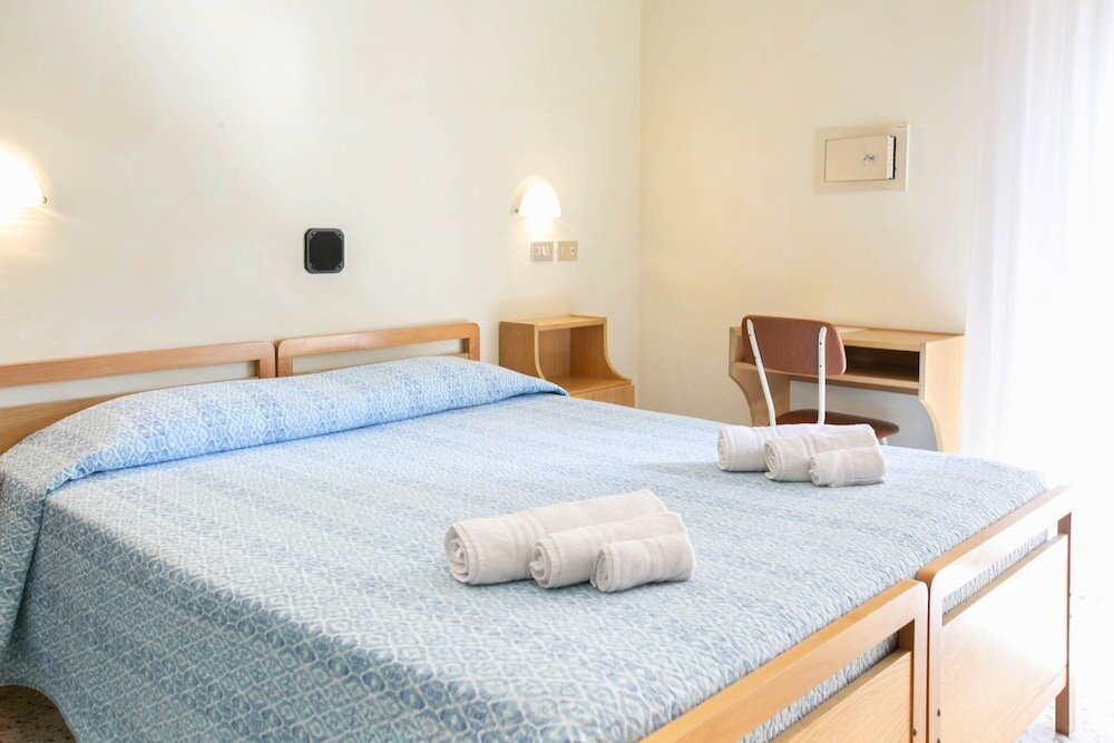 Фото Hotel Ischia