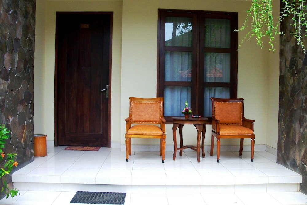 Фото La Walon Hotel