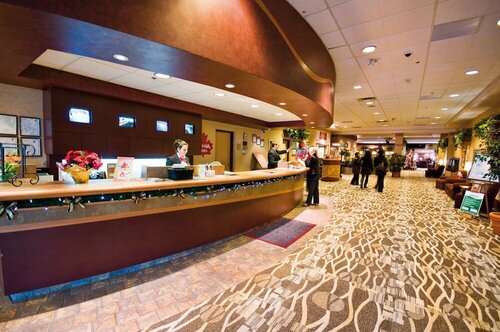 Гостиница Canad Inns Destination Centre Polo Park в Виннипеге