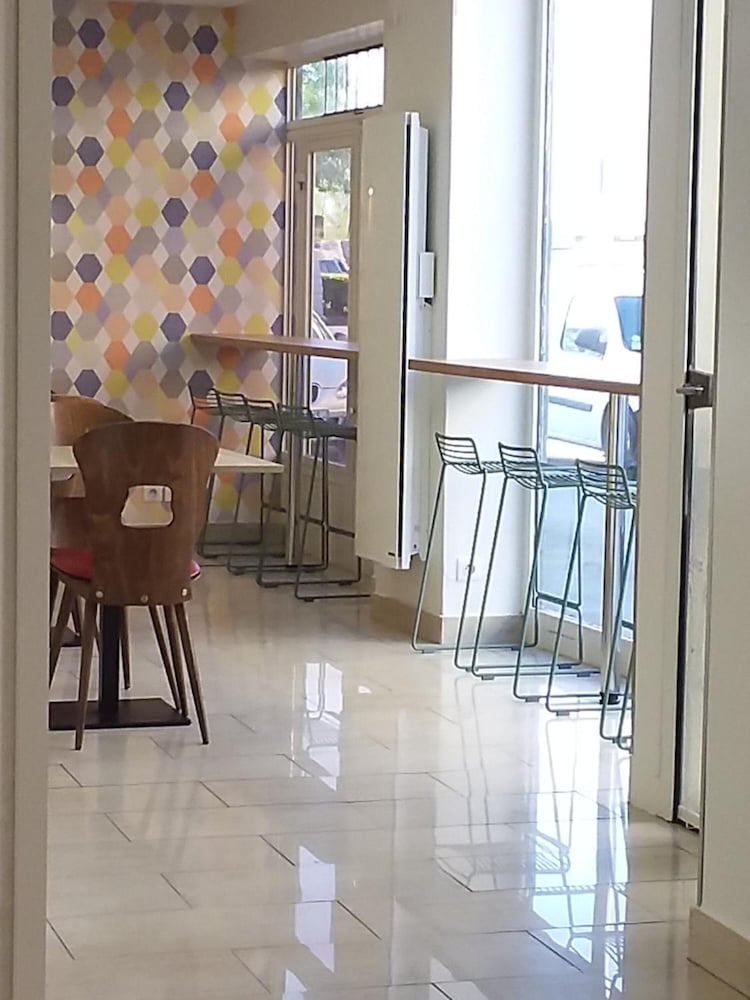 Фото Logis Hotel Restaurant Chaptal Amboise