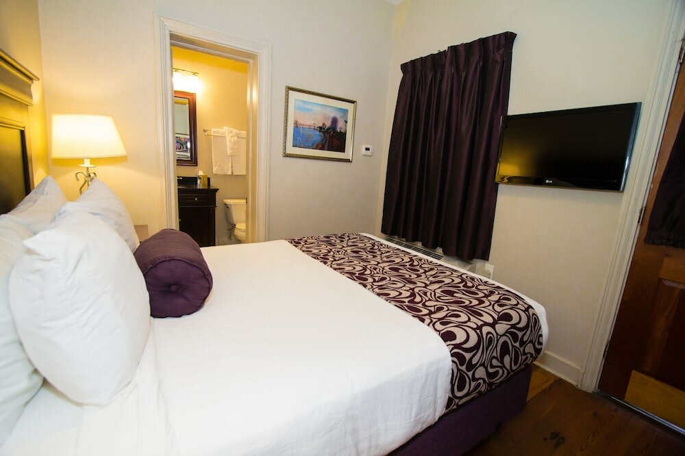 Фото Lamothe House