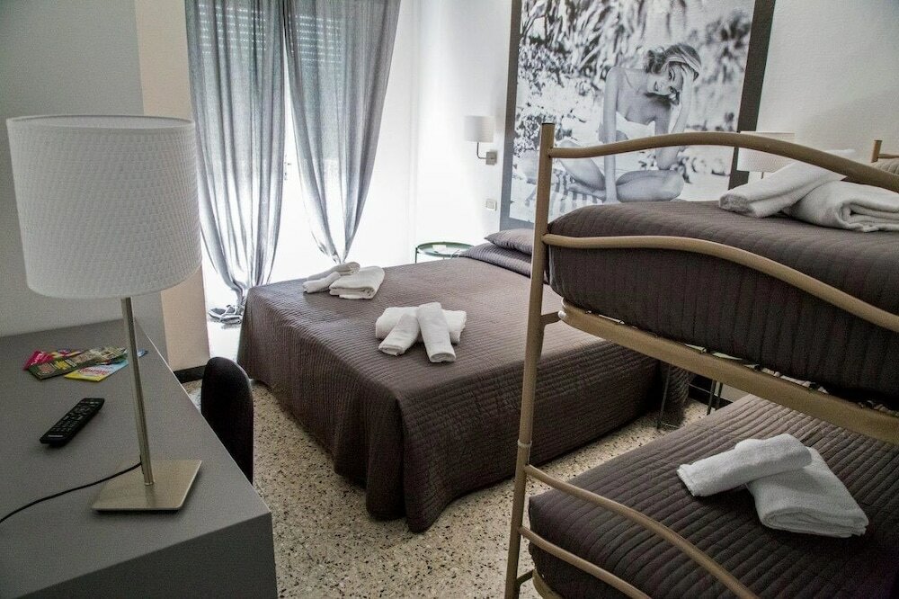 Фото Hotel Hollywood