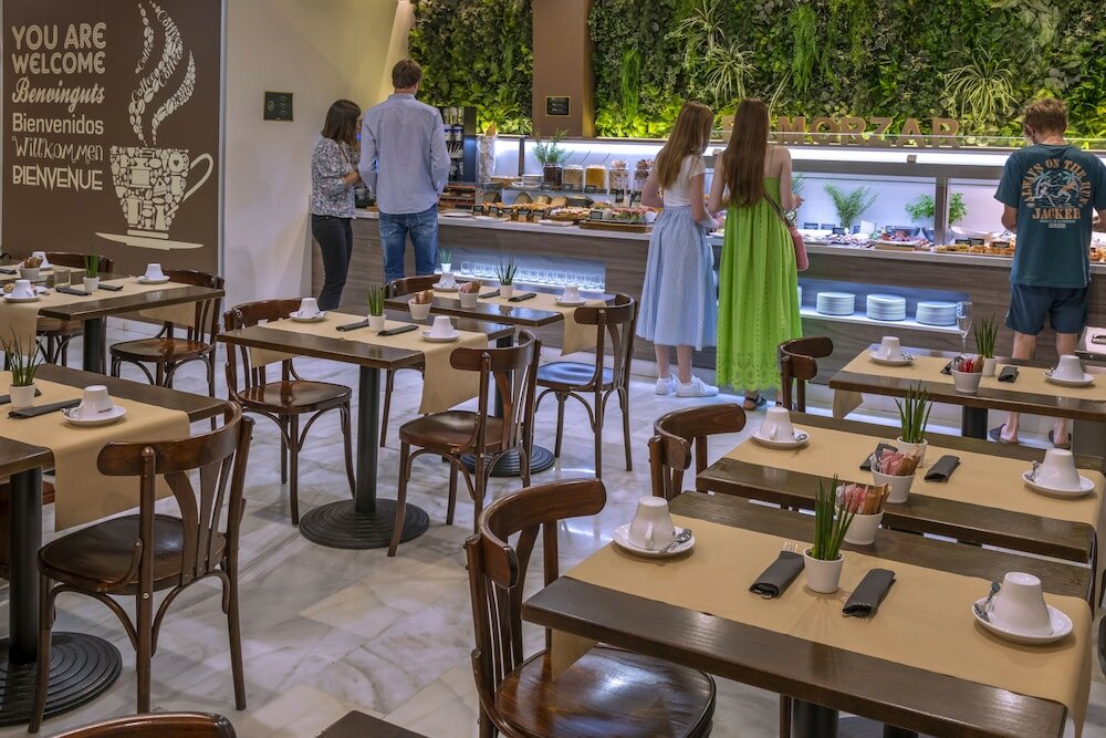 Фото Serhs Carlit Boutique Hotel