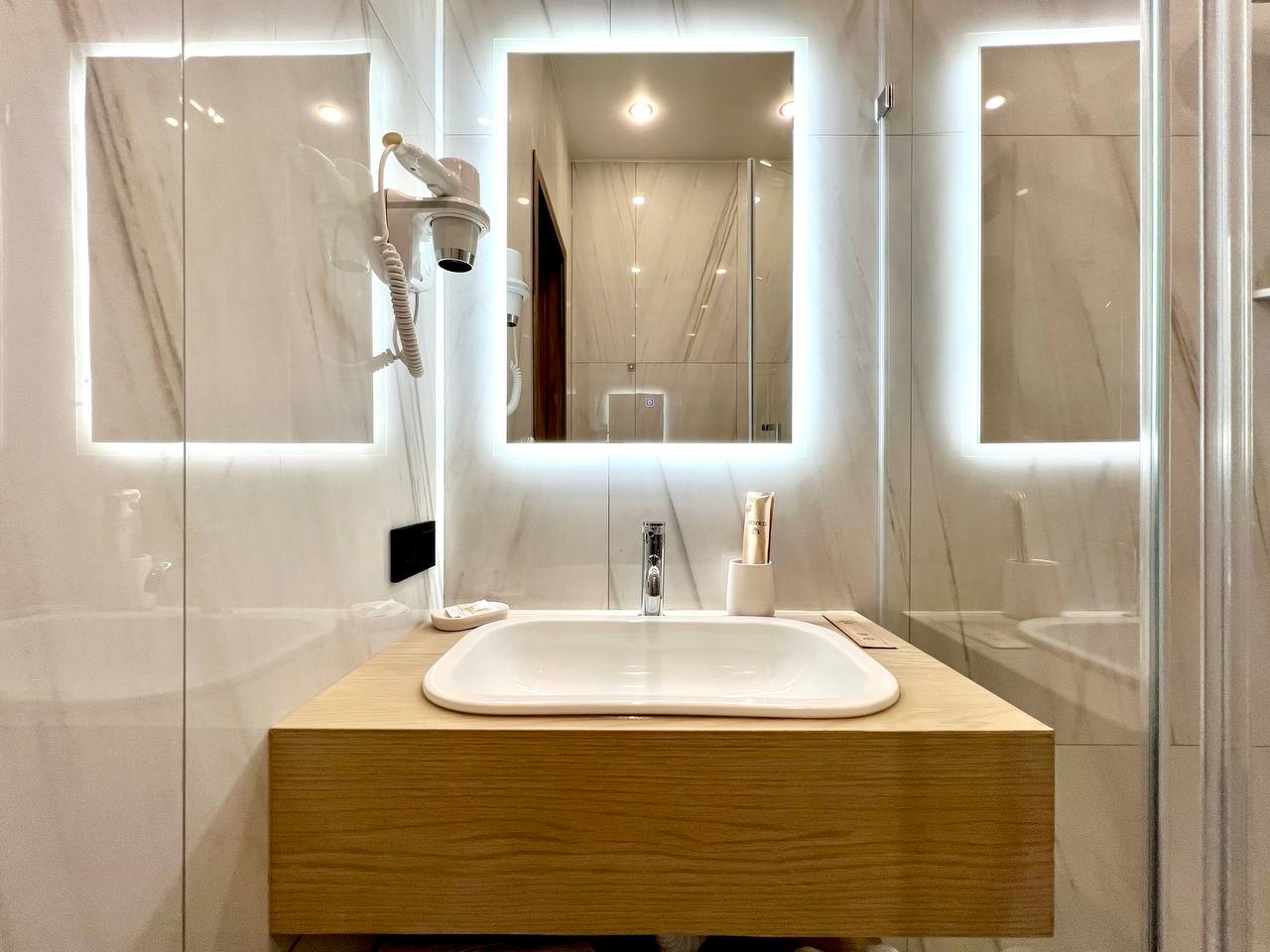 Фото Derbent Plaza