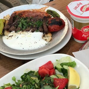 Guney Kebap Salonu (Manisa, Sehzadeler District, Peker Mah., 1700. Sok., 10/A) ، مطعم