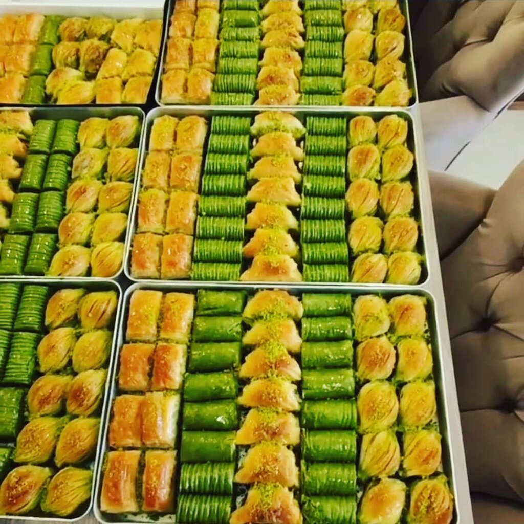 Confectionary City of Antep Baklavas Republic Branch, Konya, photo