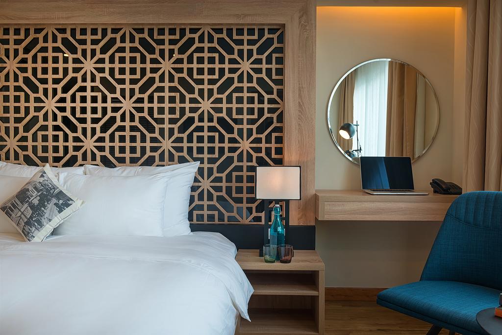 Фото C Central Hotel