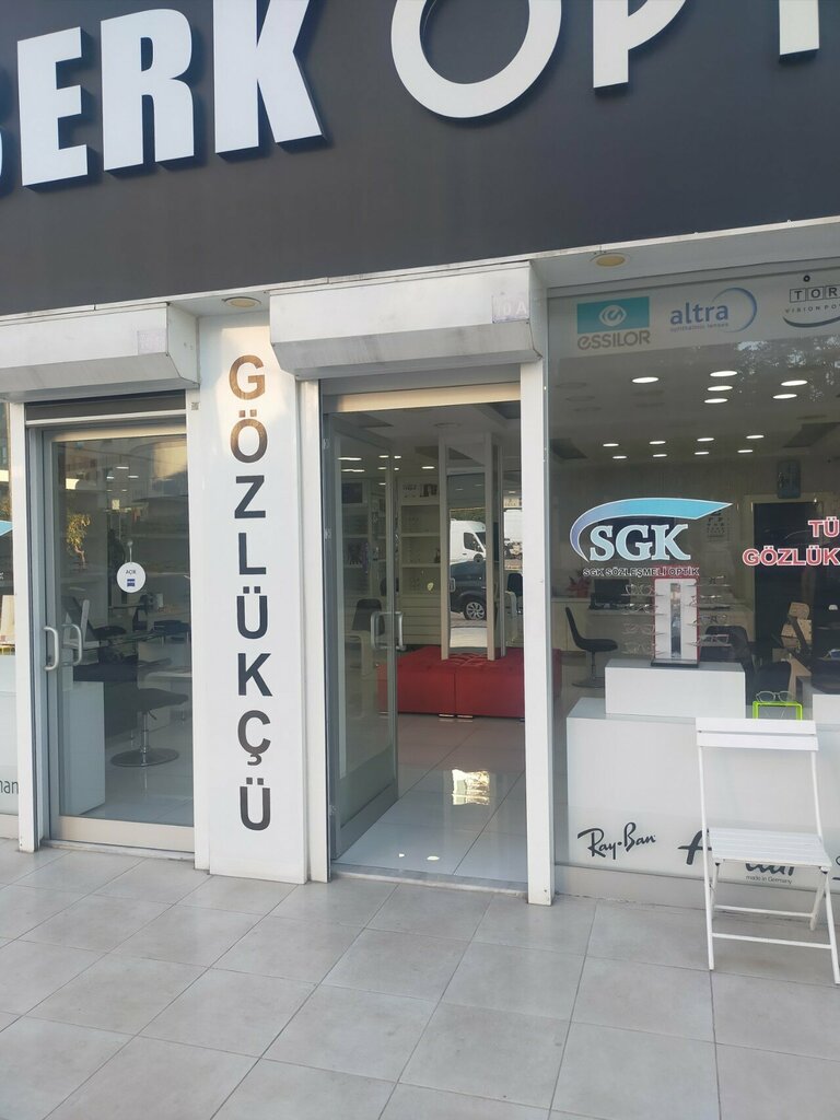 Opticial store Berk Optics, Antalya, photo