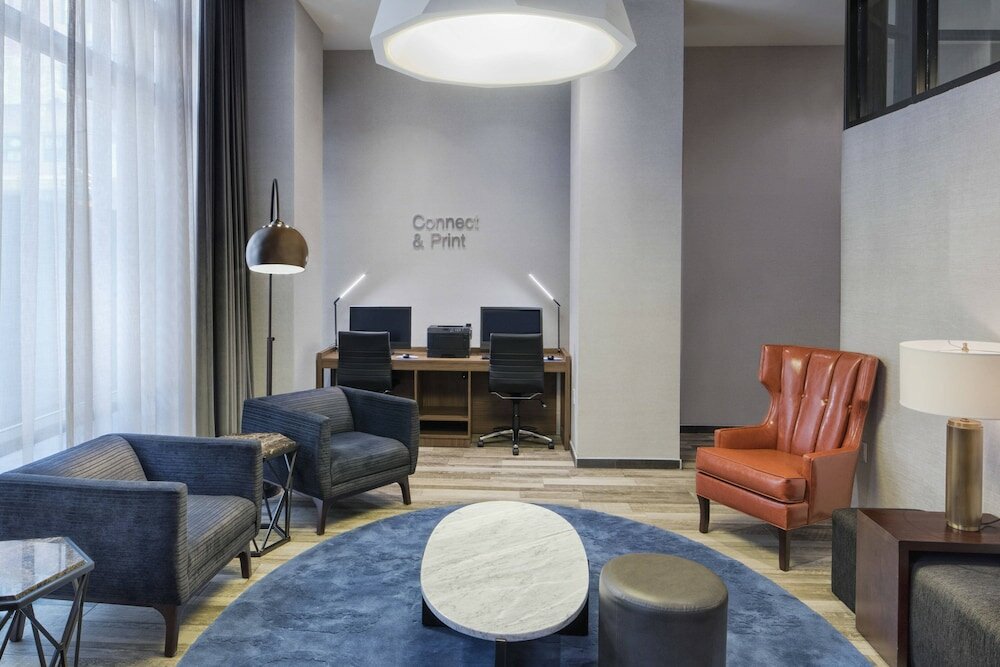 Фото Courtyard by Marriott New York World Trade Center Area