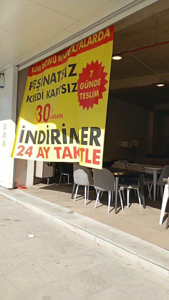 Windows Cheap Curtain, Istanbul, photo