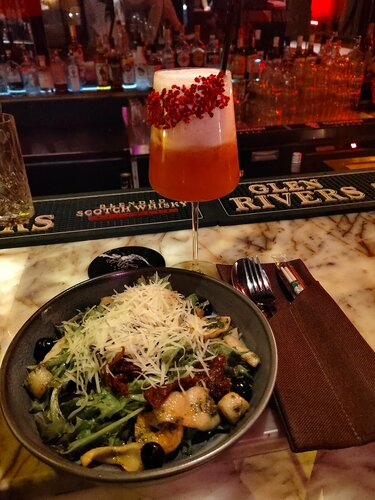 Порно артындағы қолдар