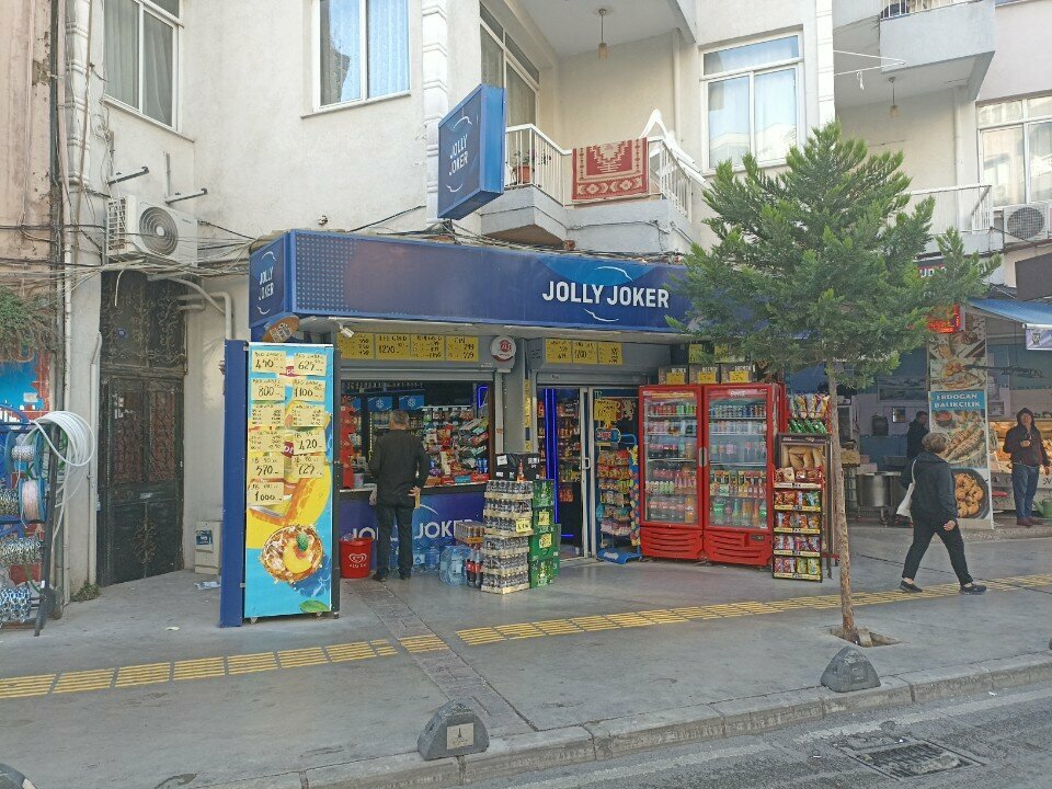 Alcoholic beverages Jolly Joker, Izmir, photo