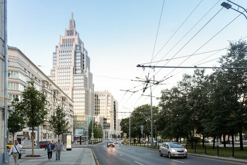 Oruzheiniy Plaza  фото 4
