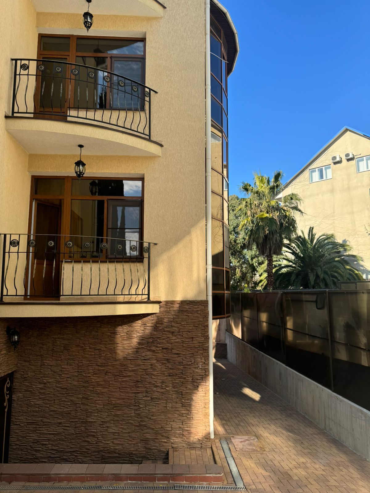 Фото Золотой дом