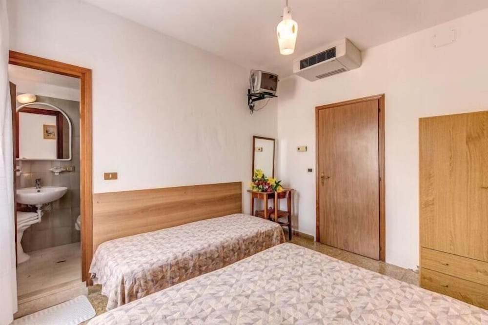 Фото Hotel Manzoni