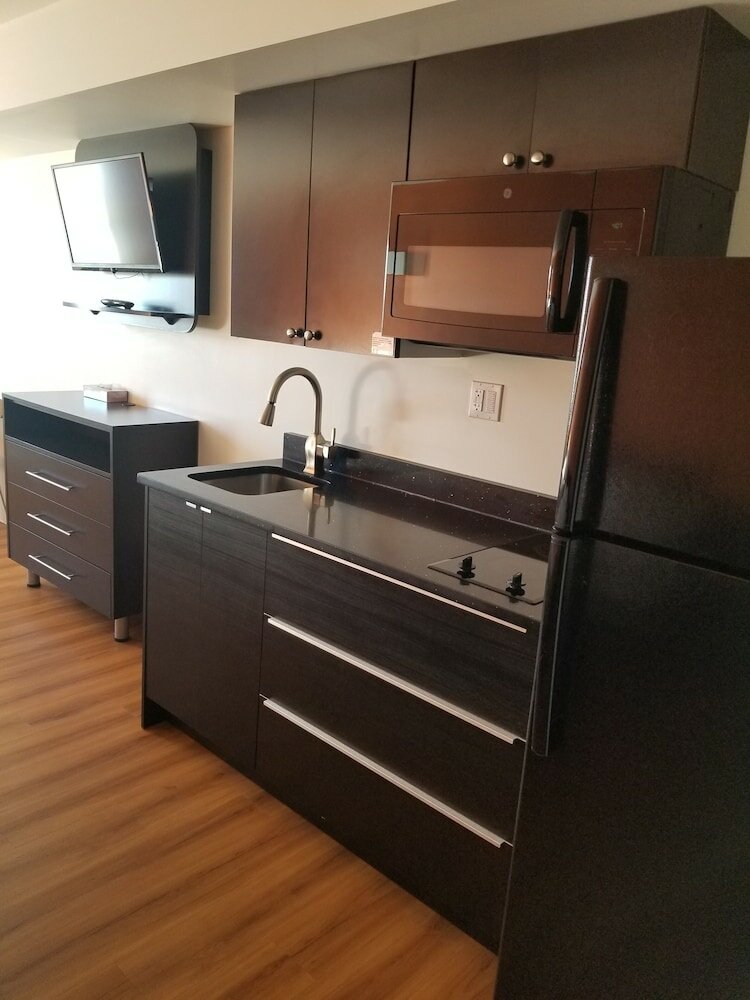 Фото Motel 6 Innisfail Ab